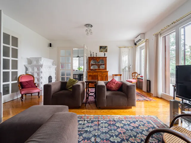 Eladó ház Szentendre, Pismány, Sarkantyú utca 3 300 nm