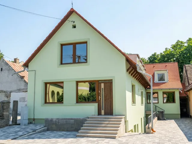 Eladó lakás Szekszárd, Újváros 69 nm