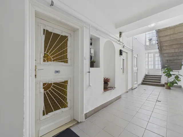 Eladó lakás Budapest I. kerület, Naphegy, Naphegy utca 33 38 nm