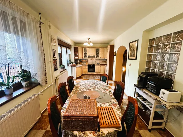 Eladó ház Pécs 179 nm