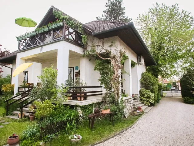 Eladó ház Harkány 180 nm