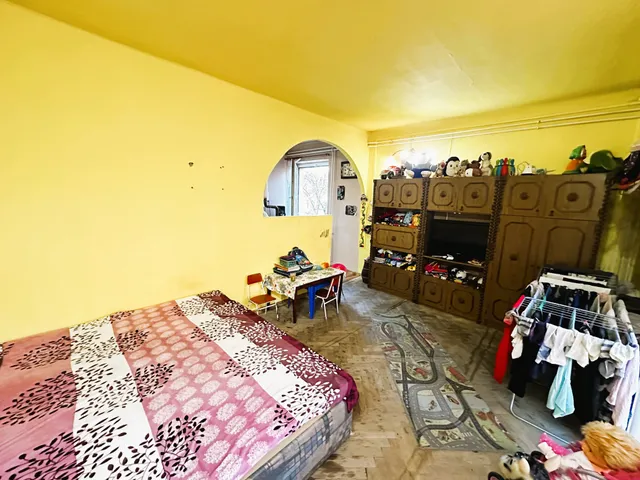 Eladó lakás Komló 47 nm