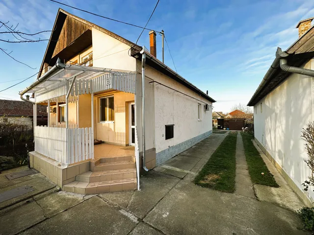 Eladó ház Hajdúhadház 70 nm