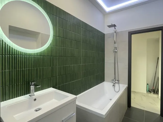 Eladó lakás Komló 55 nm