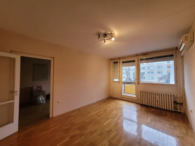 Eladó lakás Pécs, Kertváros 63 nm