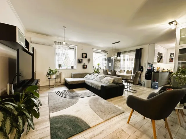 Eladó lakás Pécs, Diós 70 nm