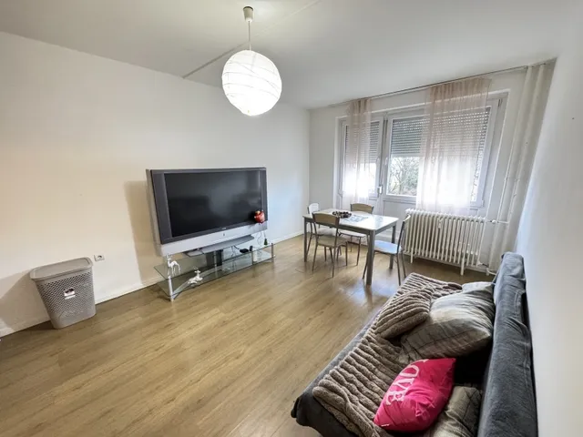 Eladó lakás Pécs, Kertváros 39 nm