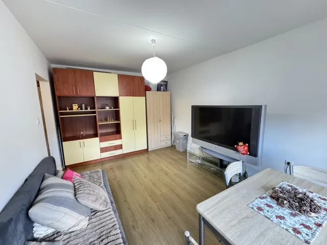 Eladó lakás Pécs, Kertváros 39 nm