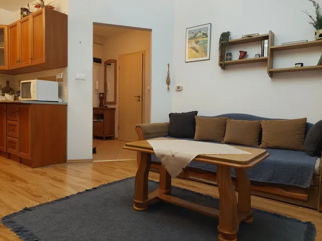 Eladó lakás Pécs, Egyetemváros 39 nm