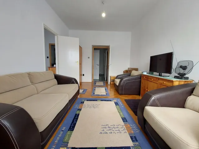 Eladó lakás Pécs, Uránváros 46 nm