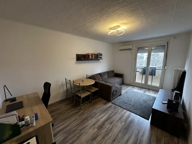 Eladó lakás Pécs, Uránváros 35 nm