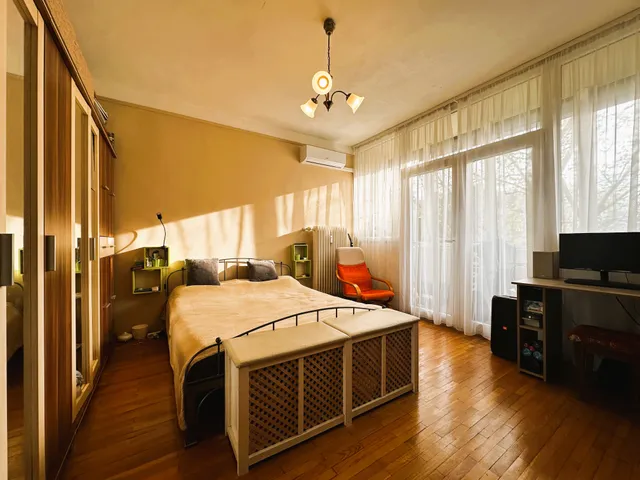 Eladó lakás Pécs, Uránváros 54 nm