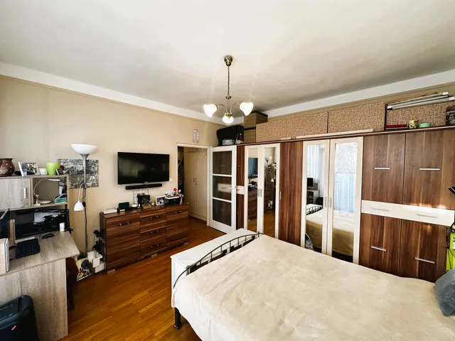 Eladó lakás Pécs, Uránváros 54 nm