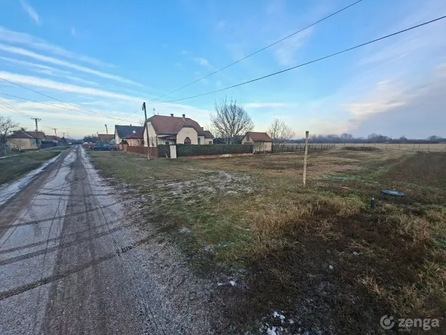 Eladó telek Hosszúpályi 1026 nm