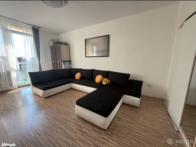 Eladó lakás Dunaújváros, Barátság városrész 53 nm