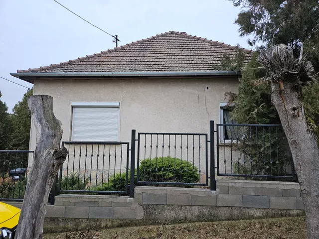 Eladó ház Erdőkertes 89 nm