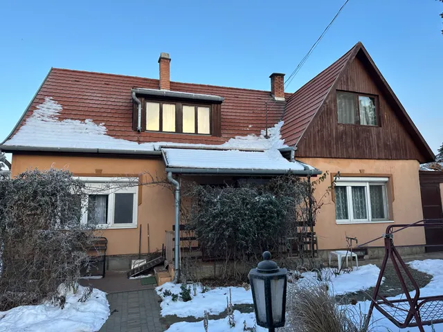 Eladó ház Gödöllő, Blaha 140 nm