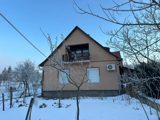 Eladó ház Gödöllő, Blaha 140 nm