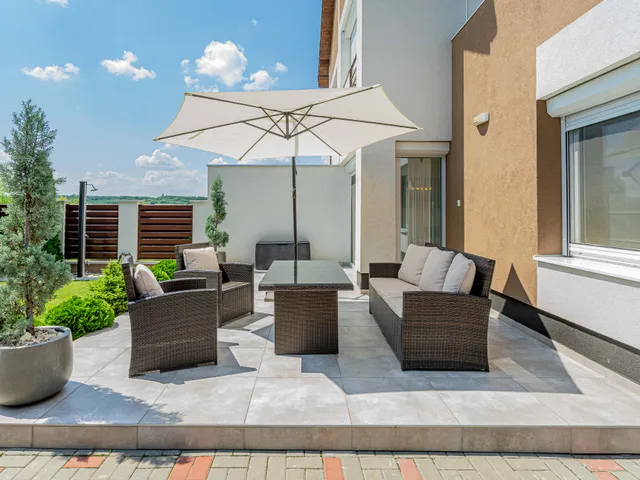 Eladó ház Mogyoród, Árpád vezér út 137 nm