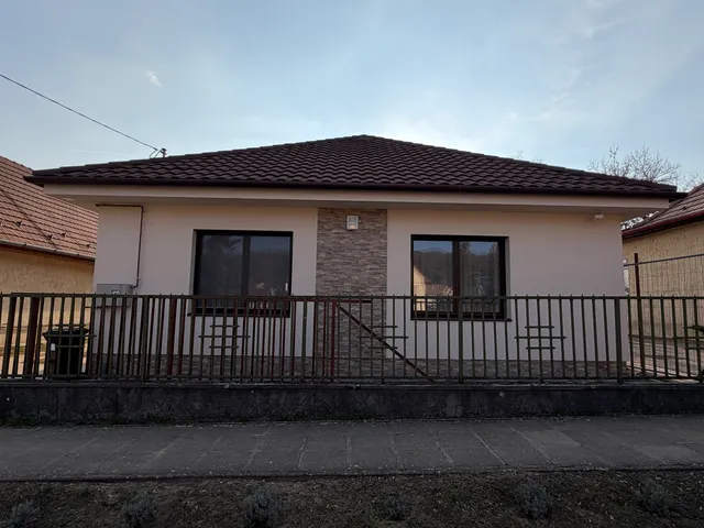 Eladó ház Gödöllő 64 nm