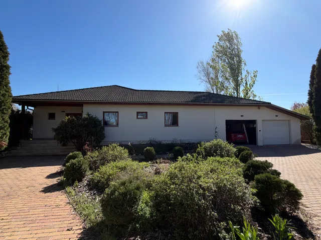 Eladó ház Szada 135 nm