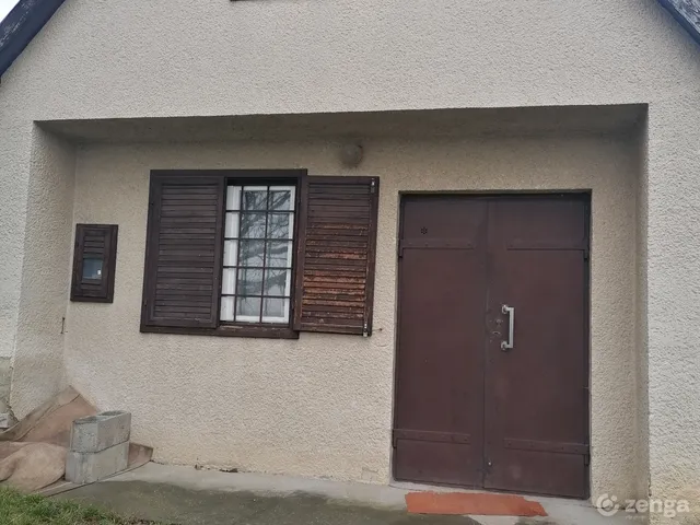 Eladó mezőgazdasági ingatlan Vértesszőlős 16 nm