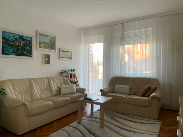 Eladó lakás Debrecen, Nagyerdő, Hadházi út 60 nm