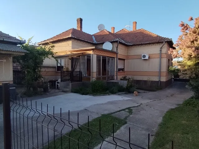 Eladó ház Szank 110 nm