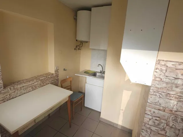 Kiadó lakás Kecskemét, Semmelweis utca 25 nm