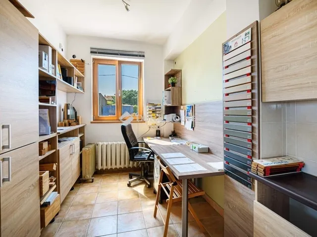 Eladó kereskedelmi és ipari ingatlan Tárnok 319 nm