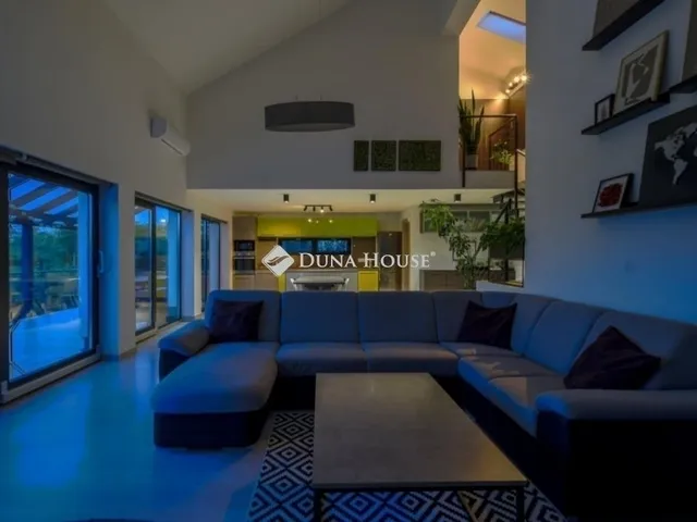 Eladó ház Herceghalom 139 nm