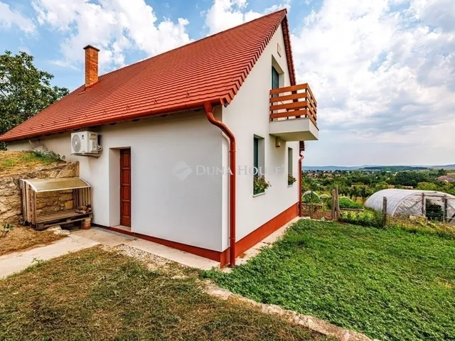 Eladó ház Etyek 90 nm