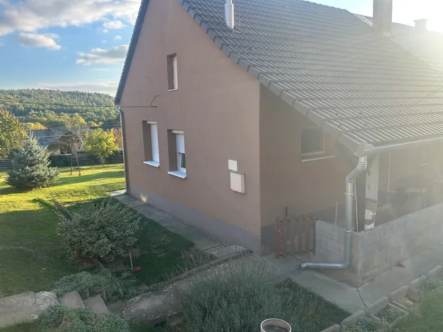 Eladó ház Komló, Gesztenyés 60 nm