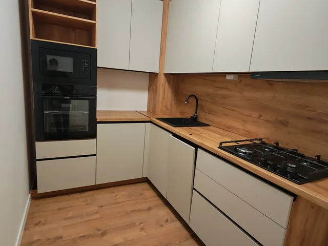 Eladó lakás Pécs, Uránváros 47 nm