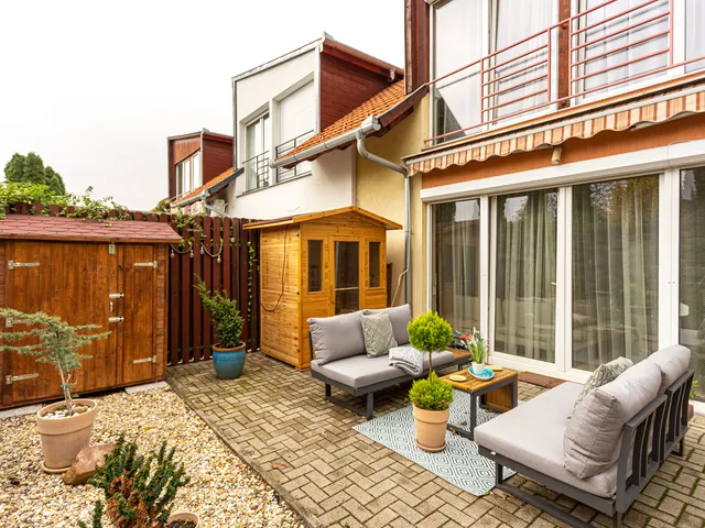 Eladó ház Pécs, Rigóder 96 nm