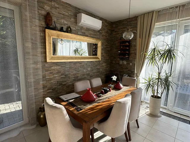 Eladó ház Pécs, Rigóder 96 nm