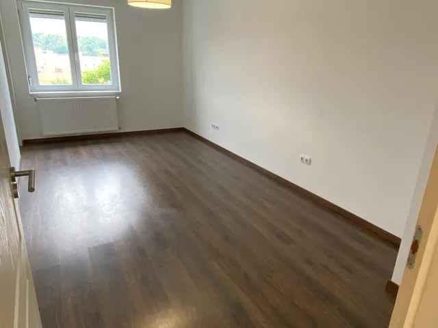 Eladó lakás Komló 59 nm