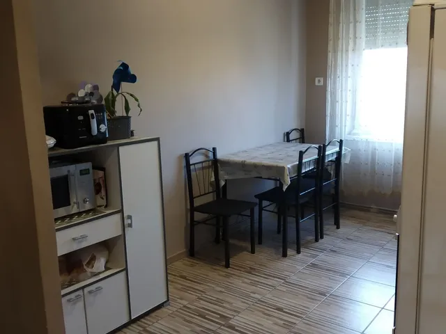 Eladó lakás Komló, Kenderföld 51 nm