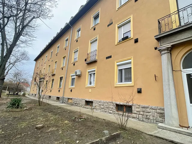 Eladó lakás Pécs 54 nm