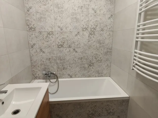 Eladó lakás Pécs, Uránváros, Péchy Blanka tér 47 nm