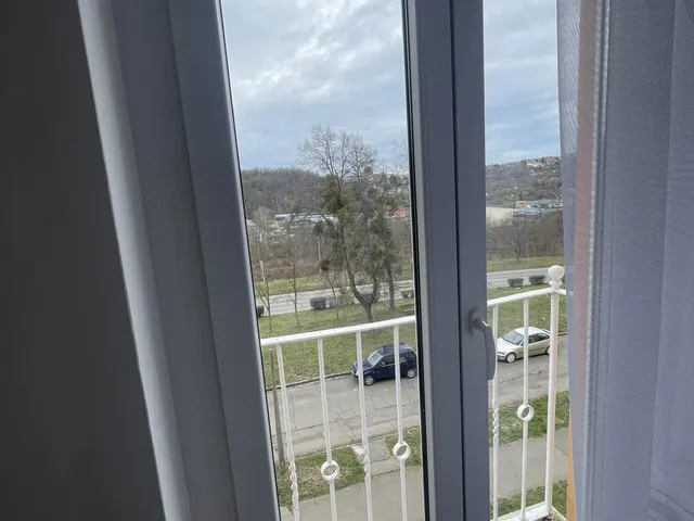 Eladó lakás Komló, Zrinyi Miklós utca 56 nm