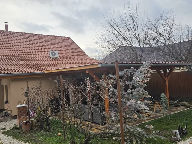 Eladó ház Magyarszék, Kossuth Lajos utca 136 nm