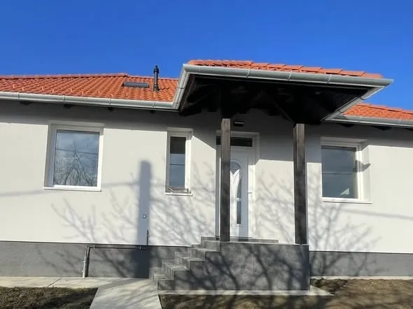 Eladó ház Kozármisleny 69 nm