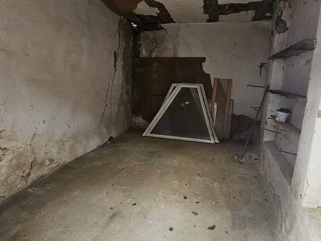 Eladó ház Komló, Fő utca 92 nm