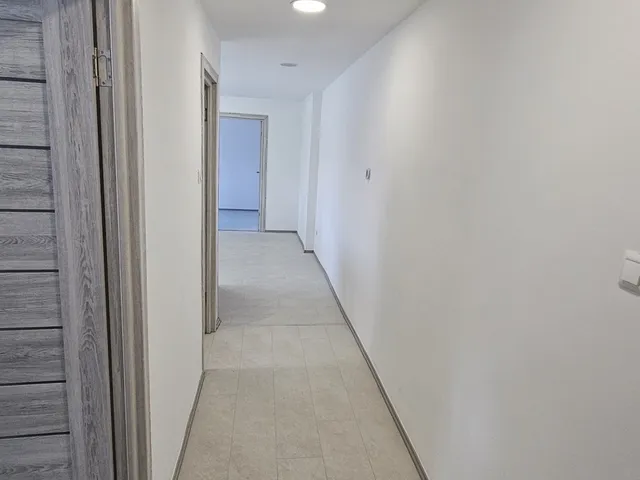 Eladó lakás Komló, Kiss József utca 53 nm