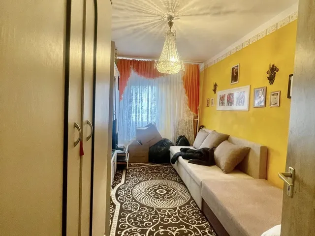 Eladó lakás Komló, Kossuth Lajos utca 77 52 nm