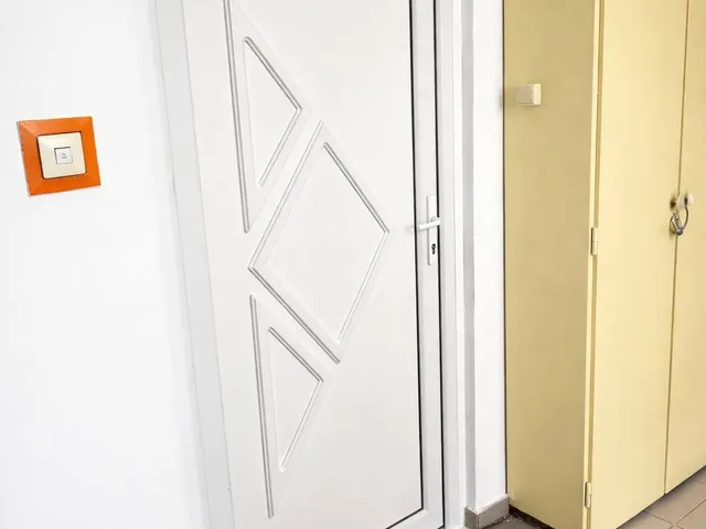 Eladó lakás Komló, Vértanúk utca  37 nm