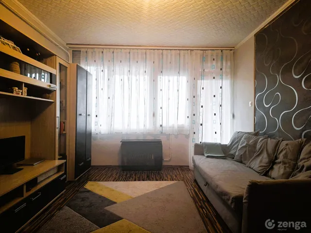 Eladó lakás Vác, Deákvár 56 nm