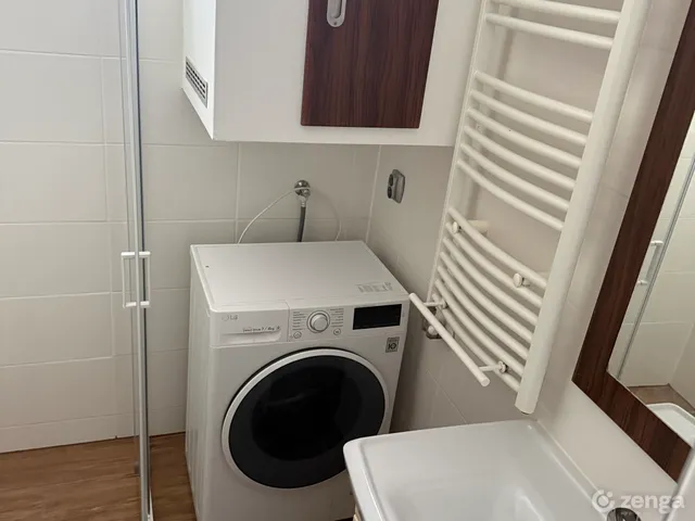 Eladó lakás Komárom, Csillag lakótelep, 12 53 nm