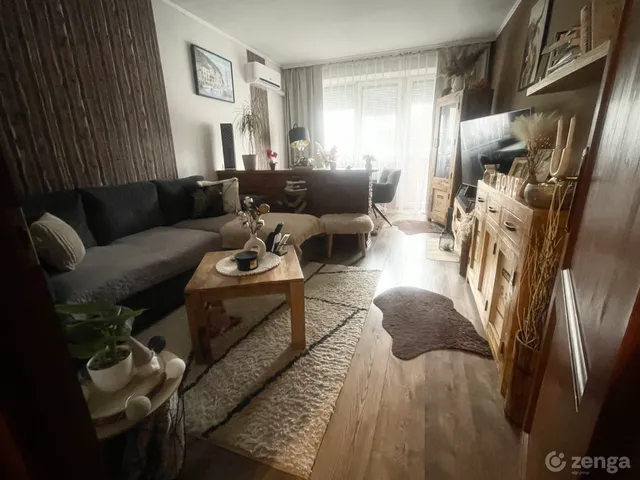 Eladó lakás Tatabánya, Gál István-lakótelep 63 nm